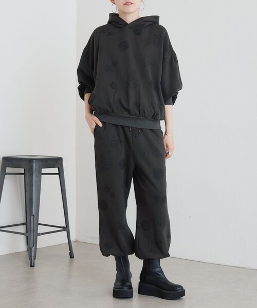 BEARDSLEY(ビアズリー)の「ボタニカルスウェットパンツ(スウェットパンツ・レディース・ダークグレー/グレー・FREE)」の14枚目の写真