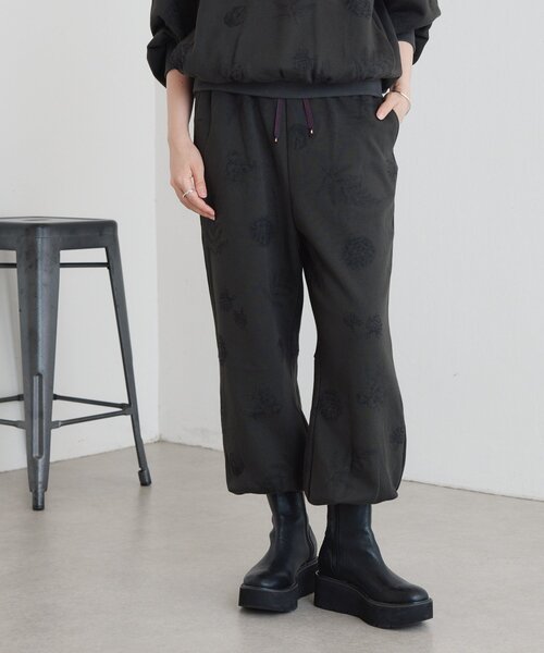 BEARDSLEY(ビアズリー)の「ボタニカルスウェットパンツ(スウェットパンツ・レディース・ダークグレー/グレー・FREE)」の17枚目の写真