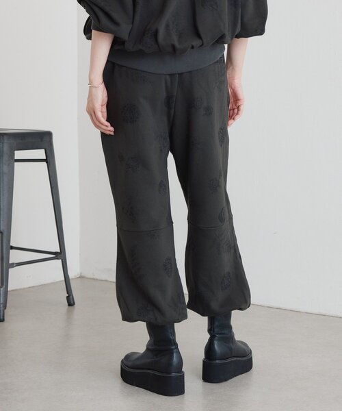 BEARDSLEY(ビアズリー)の「ボタニカルスウェットパンツ(スウェットパンツ・レディース・ダークグレー/グレー・FREE)」の18枚目の写真