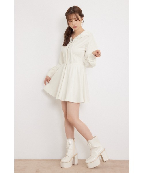 rienda（リエンダ）の「フーディーミニカットワンピース　秋服（ワンピース・レディース・ブラック/アイボリー/ライトブラウン・SMALL/MEDIUM）」の12枚目の写真