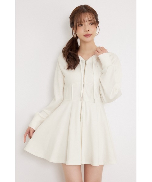 rienda（リエンダ）の「フーディーミニカットワンピース　秋服（ワンピース・レディース・ブラック/アイボリー/ライトブラウン・SMALL/MEDIUM）」の13枚目の写真