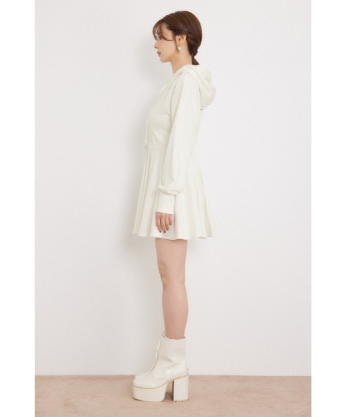 rienda（リエンダ）の「フーディーミニカットワンピース　秋服（ワンピース・レディース・ブラック/アイボリー/ライトブラウン・SMALL/MEDIUM）」の17枚目の写真
