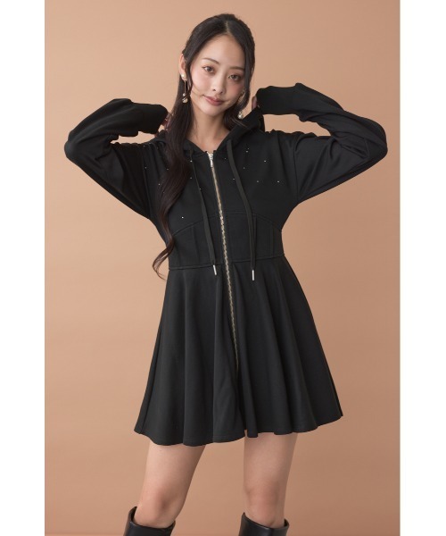 rienda（リエンダ）の「フーディーミニカットワンピース　秋服（ワンピース・レディース・ブラック/アイボリー/ライトブラウン・SMALL/MEDIUM）」の7枚目の写真