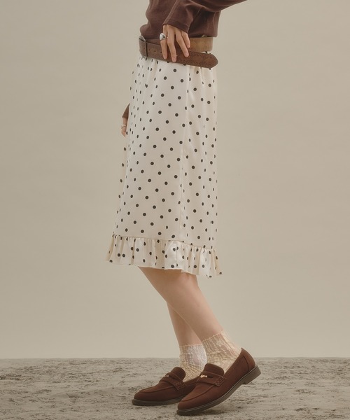 apres jour mignon（アプレジュールミニョン）の「ドットミディアムスカート（スカート・レディース・ブラック/オフホワイト・LARGE/フリー）」の4枚目の写真