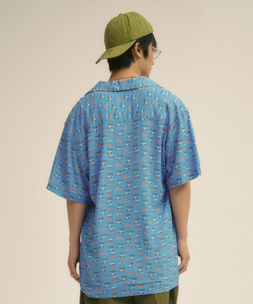 VILLA RAY（ヴィラ・レイ）の「サーフィンバンリゾート メンズ ビスコースシャツ（シャツ/ブラウス・メンズ・その他・LARGE/MEDIUM/X-LARGE）」の3枚目の写真