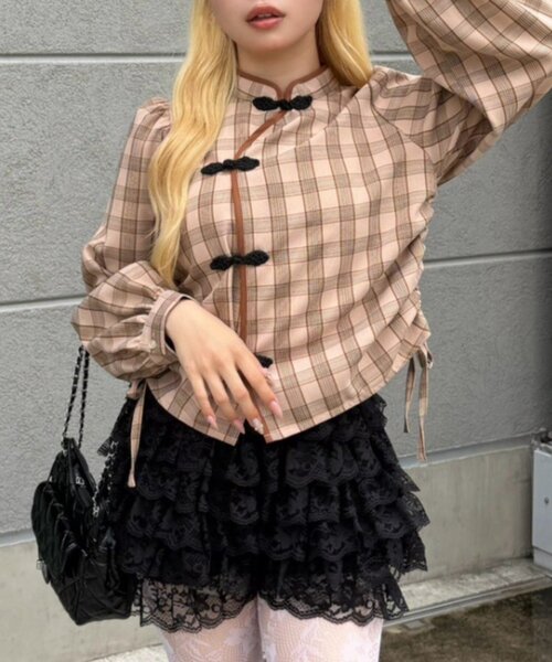 continuer de NICE CLAUP(コンティニューデナイスクラップ)の「ドロストチャイナブラウス(シャツ/ブラウス・レディース・ブラウン系その他2/ブラック/イエロー系その他・FREE)」の15枚目の写真