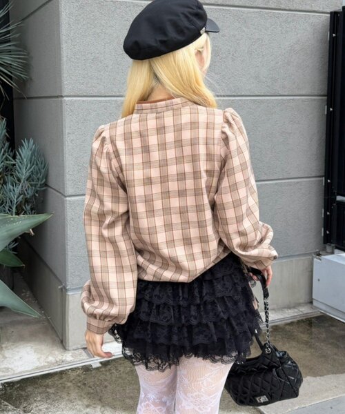 continuer de NICE CLAUP(コンティニューデナイスクラップ)の「ドロストチャイナブラウス(シャツ/ブラウス・レディース・ブラウン系その他2/ブラック/イエロー系その他・FREE)」の19枚目の写真