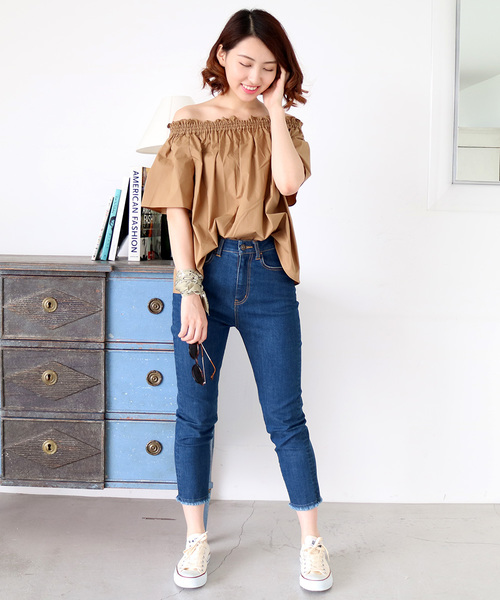 N.（N. Natural Beauty Basic）（エヌエヌナチュラルビューティーベーシック）の「タイプライターオフショルダーブラウス（シャツ/ブラウス・レディース・グレー/ホワイト/レッド/ブラック/ベージュ・MEDIUM）」の8枚目の写真