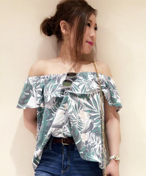 VENCEEXCHANGE（ヴァンスエクスチェンジ）の「天竺オフショルトップス             （Tシャツ/カットソー・レディース・コーラル/グリーン/ブラウン/ブラック/オフホワイト/グレー・MEDIUM）」の5枚目の写真