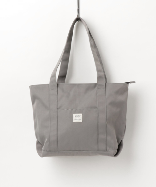 anello(アネロ)の「【anello】ポリエステルツイル×ミニネーム A4トートバッグ(トートバッグ・レディース・ミント/ネイビー/イエロー/ブラック/ピンクベージュ/ピンク/カーキ/グレー・FREE)」の2枚目の写真