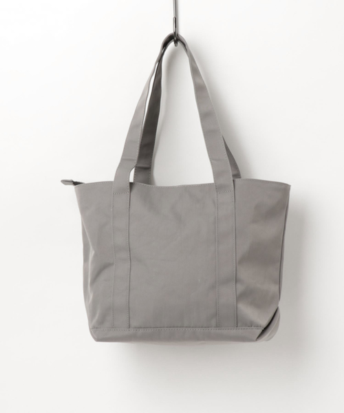 anello(アネロ)の「【anello】ポリエステルツイル×ミニネーム A4トートバッグ(トートバッグ・レディース・ミント/ネイビー/イエロー/ブラック/ピンクベージュ/ピンク/カーキ/グレー・FREE)」の9枚目の写真