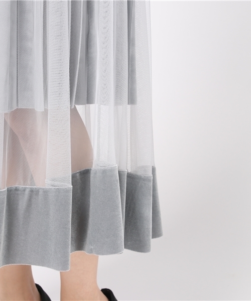 laboratory work（ラボラトリーワーク）の「チュール重ねベロアプリーツスカート（スカート・レディース・グレー/ブラック/グリーン・MEDIUM）」の9枚目の写真