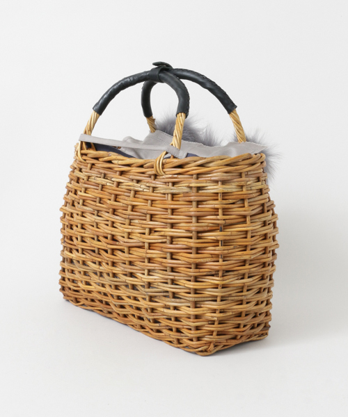 URBAN RESEARCH（アーバンリサーチ）の「FleaStoreVegetal　Ponpon tote M（かごバッグ・レディース・ブラック/イエロー/グレー・FREE）」の5枚目の写真