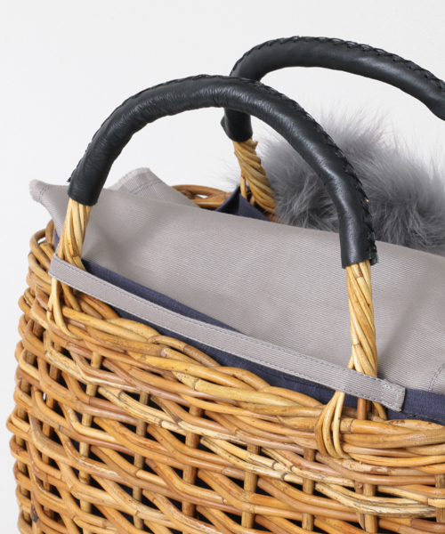 URBAN RESEARCH（アーバンリサーチ）の「FleaStoreVegetal　Ponpon tote M（かごバッグ・レディース・ブラック/イエロー/グレー・FREE）」の14枚目の写真