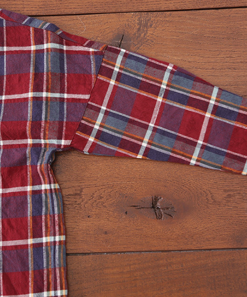 CUBE SUGAR（キューブシュガー）の「シャーリングチェックT-ブラウス（シャツ/ブラウス・レディース・ベージュ系その他/ブルー系その他/イエロー系その他/レッド系その他・M）」の11枚目の写真