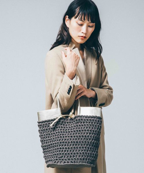 Laugoa（ラウゴア）の「【LAUGOA】 ざっくり編み＆フェイクレザーバッグ　0174-30006（ハンドバッグ・レディース・ワインレッド/カーキ/ブラウン・FREE）」の3枚目の写真