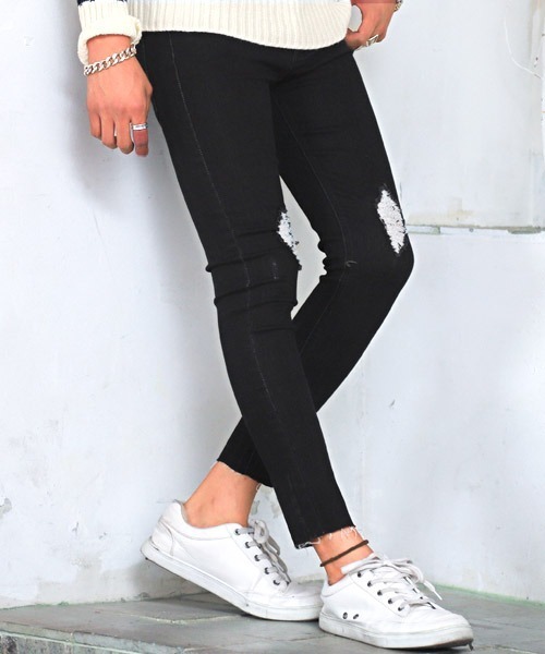 LUXSTYLE（ラグスタイル）の「クラッシュストレッチスキニーデニムカットオフパンツ（デニムパンツ・メンズ・ライトブルー/ネイビー/ブルー/ブラック系その他/ブルー系その他/ブラック/インディゴブルー/ダークグレー/ダークブルー/サックスブルー・L/M/XL/S）」の2枚目の写真