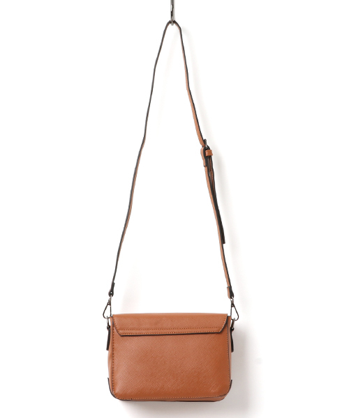 PLAIN CLOTHING（プレーンクロージング）の「フロントスクエアショルダーバッグ【PLAIN CLOTHING】（ショルダーバッグ・レディース・ライトグレー/ブラック/グレー/キャメル・FREE）」の5枚目の写真