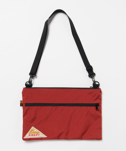 KELTY（ケルティ）の「【KELTY/ケルティ】ナイロンサコッシュ　フラットポーチL / VINTAGE FLAT POUCH L（ショルダーバッグ・メンズ・レッド/サンドベージュ/ブルー/ネイビー/ブラウン系その他/グレー/オリーブドラブ/ブラック/マスタード/タン/オリーブ/ダークグレー/ホワイト/ピンク/グリーン/パープル・FREE）」の16枚目の写真