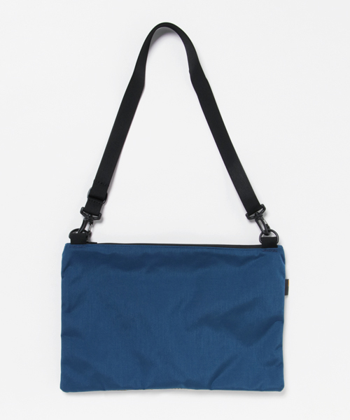 KELTY（ケルティ）の「【KELTY/ケルティ】ナイロンサコッシュ　フラットポーチL / VINTAGE FLAT POUCH L（ショルダーバッグ・メンズ・レッド/サンドベージュ/ブルー/ネイビー/ブラウン系その他/グレー/オリーブドラブ/ブラック/マスタード/タン/オリーブ/ダークグレー/ホワイト/ピンク/グリーン/パープル・FREE）」の17枚目の写真