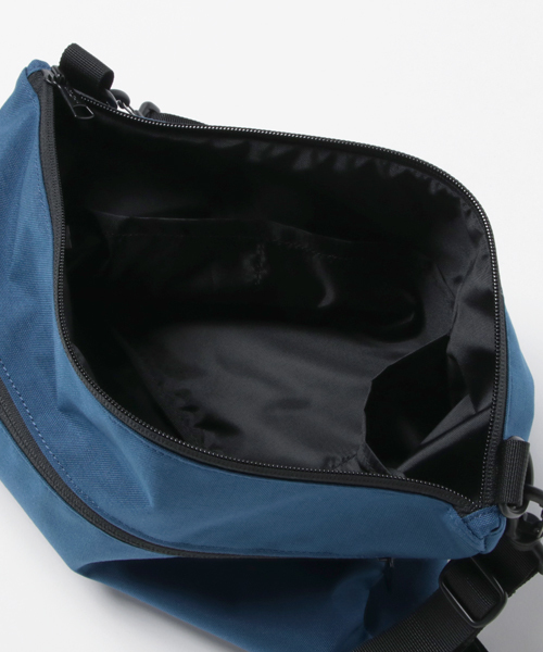 KELTY（ケルティ）の「【KELTY/ケルティ】ナイロンサコッシュ　フラットポーチL / VINTAGE FLAT POUCH L（ショルダーバッグ・メンズ・レッド/サンドベージュ/ブルー/ネイビー/ブラウン系その他/グレー/オリーブドラブ/ブラック/マスタード/タン/オリーブ/ダークグレー/ホワイト/ピンク/グリーン/パープル・FREE）」の20枚目の写真