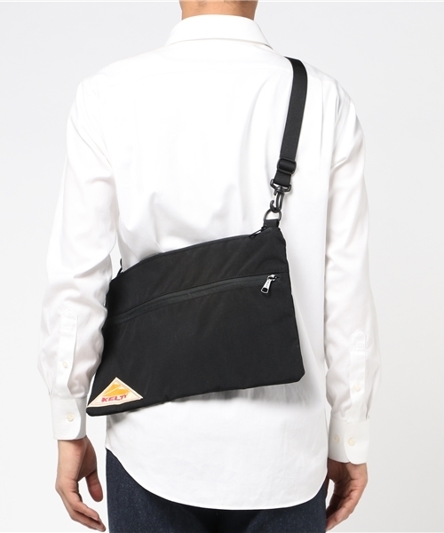 KELTY（ケルティ）の「【KELTY/ケルティ】ナイロンサコッシュ　フラットポーチL / VINTAGE FLAT POUCH L（ショルダーバッグ・メンズ・レッド/サンドベージュ/ブルー/ネイビー/ブラウン系その他/グレー/オリーブドラブ/ブラック/マスタード/タン/オリーブ/ダークグレー/ホワイト/ピンク/グリーン/パープル・FREE）」の21枚目の写真