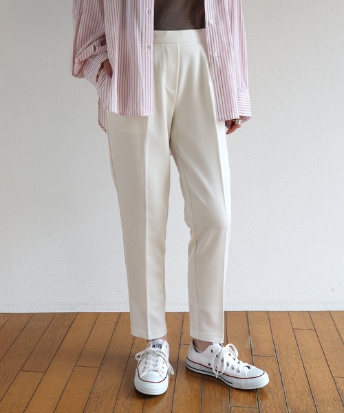 きれいめツイル美脚タックテーパードパンツ（スラックス