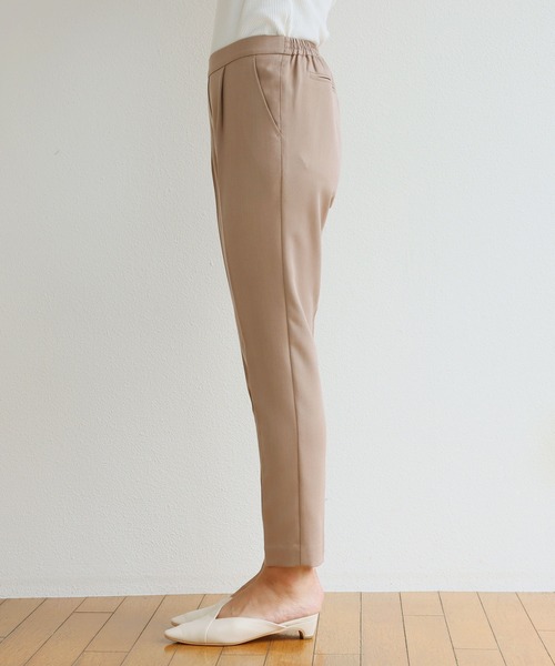 きれいめツイル美脚タックテーパードパンツ（スラックス