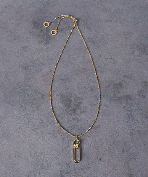 UNITED ARROWS（ユナイテッドアローズ）の「UBCB リング＆オーバル ネックレス（ネックレス・レディース・シルバー/ゴールド・FREE）」の3枚目の写真