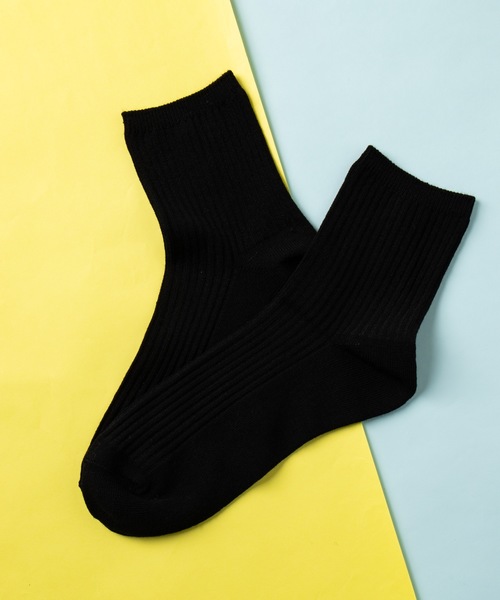WEGO（ウィゴー）の「WEGO/リブ無地ソックス（ソックス/靴下・レディース・ホワイト/ブラック/ダークグリーン/パープル/オフホワイト/カーキ/サックスブルー/ライトブラウン/マスタード/ライトパープル/ライトイエロー/キャメル/ライトピンク/ワイン/ブラウン/ダークグレー・FREE）」の4枚目の写真
