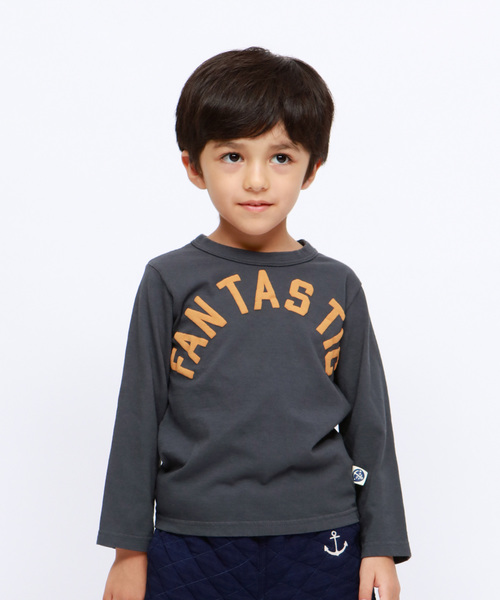 RUGGEDWORKS（ラゲッドワークス）の「ボーイズ無地ロゴ天竺長袖Tシャツ（Tシャツ/カットソー・キッズ・ピンク/チャコール/グレー・140cm/150cm/100cm/110cm/120cm/130cm）」の2枚目の写真