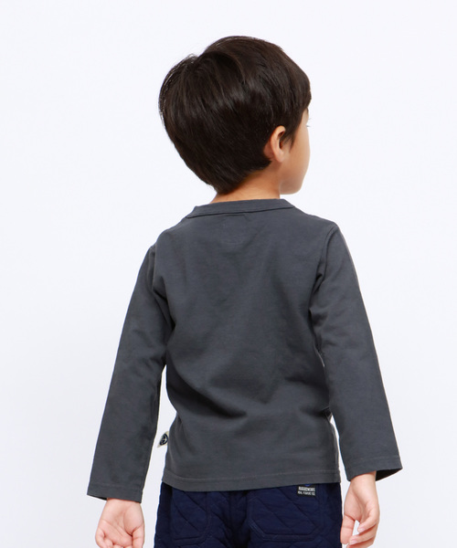 RUGGEDWORKS（ラゲッドワークス）の「ボーイズ無地ロゴ天竺長袖Tシャツ（Tシャツ/カットソー・キッズ・ピンク/チャコール/グレー・140cm/150cm/100cm/110cm/120cm/130cm）」の5枚目の写真