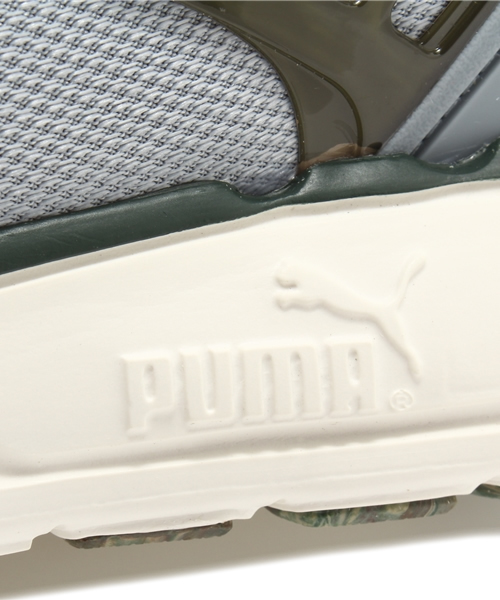 PUMA（プーマ）の「フューチャーディスクLITE ラギット　（UNISEX)  - prgressive youth - DISC（スニーカー・メンズ・グレー/ブラック×グレー・28cm/26.5cm/25cm/23cm/24.5cm/27.5cm/27cm/22.5cm/28.5cm/31cm/24cm/26cm/25.5cm/23.5cm/30cm/29cm）」の8枚目の写真