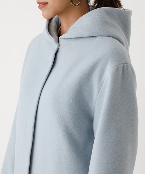 AZUL by moussy(アズールバイマウジー)の「SIDE SLIT HOODIE COAT/サイドスリットフーディコート(ステンカラーコート・レディース・ブラック/サックスブルー/ライトベージュ・SMALL/MEDIUM)」の15枚目の写真