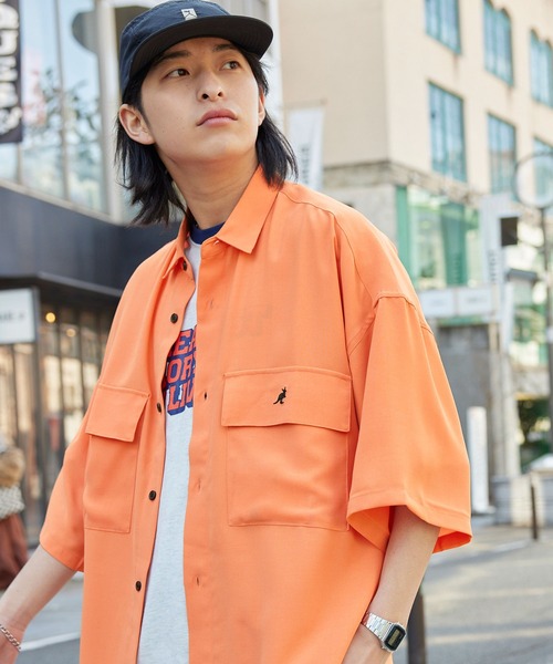KANGOL（カンゴール）の「MONO-MART×KANGOL リラックスレギュラー クレリックカラー オーバーサイズ ドレープ 1/2 sleeve CPOシャツ（シャツ/ブラウス・メンズ・ベージュ系その他/ブラック/オレンジ系その他/ライトグレー/グリーン系その他/ベージュ/ネイビー/グレー系その他/ベージュ系その他2/ブラック系その他/ライトブルー/ベージュ系その他3/グレー系その他2/グレイッシュベージュ/ライラック・L/M）」の22枚目の写真