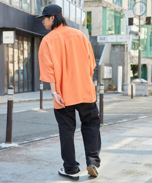 KANGOL（カンゴール）の「MONO-MART×KANGOL リラックスレギュラー クレリックカラー オーバーサイズ ドレープ 1/2 sleeve CPOシャツ（シャツ/ブラウス・メンズ・ベージュ系その他/ブラック/オレンジ系その他/ライトグレー/グリーン系その他/ベージュ/ネイビー/グレー系その他/ベージュ系その他2/ブラック系その他/ライトブルー/ベージュ系その他3/グレー系その他2/グレイッシュベージュ/ライラック・L/M）」の19枚目の写真