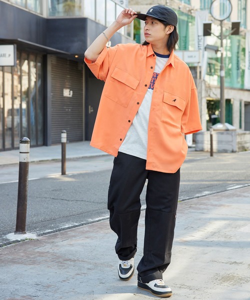 KANGOL（カンゴール）の「MONO-MART×KANGOL リラックスレギュラー クレリックカラー オーバーサイズ ドレープ 1/2 sleeve CPOシャツ（シャツ/ブラウス・メンズ・ベージュ系その他/ブラック/オレンジ系その他/ライトグレー/グリーン系その他/ベージュ/ネイビー/グレー系その他/ベージュ系その他2/ブラック系その他/ライトブルー/ベージュ系その他3/グレー系その他2/グレイッシュベージュ/ライラック・L/M）」の20枚目の写真