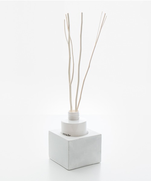 sarasa design（サラサデザイン）の「b2c シンプルリード ラタン ツリー L（ルームフレグランス/お香・レディース・ナチュラル・ONESIZE）」の4枚目の写真
