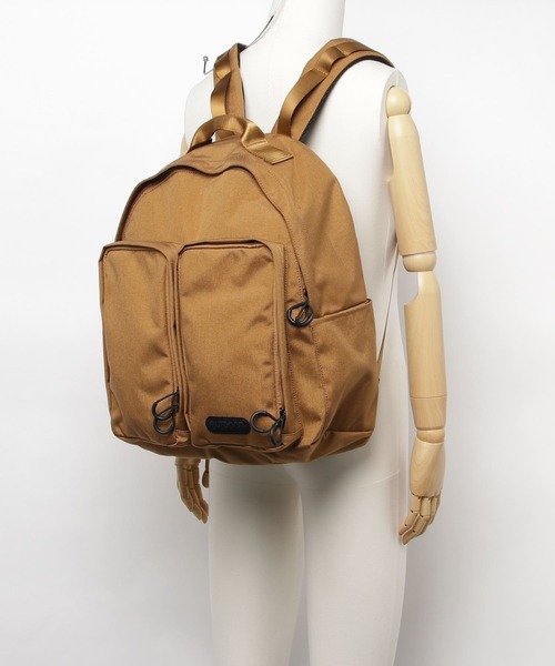 BAL×OUTDOOR BACKPACK 在原みゆ紀着用