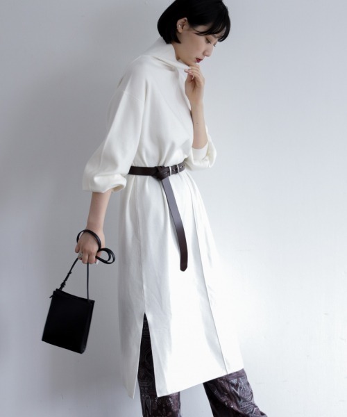 PAGEBOY（ページボーイ）の「アウトリンキングハイネックニットワンピース（ワンピース・レディース・ブラック/ダークブラウン/オフホワイト/ライラック・FREE）」の2枚目の写真