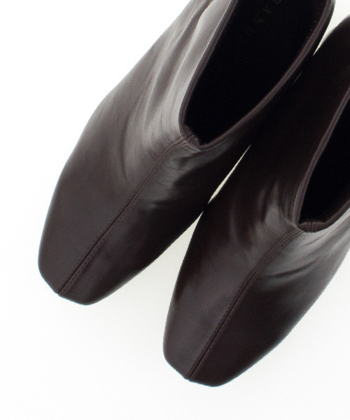 RANDA（ランダ）の「ストレスフリー/ストレッチステッチピースショートブーツ（ブーツ・レディース・ダークブラウン/ブラック/ワイン・S/M/L/LL）」の10枚目の写真