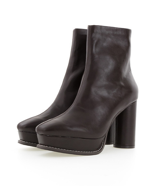 RANDA（ランダ）の「ストレスフリー/ストレッチステッチピースショートブーツ（ブーツ・レディース・ダークブラウン/ブラック/ワイン・S/M/L/LL）」の16枚目の写真