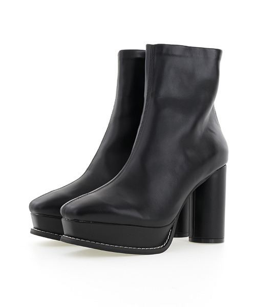 RANDA（ランダ）の「ストレスフリー/ストレッチステッチピースショートブーツ（ブーツ・レディース・ダークブラウン/ブラック/ワイン・S/M/L/LL）」の17枚目の写真