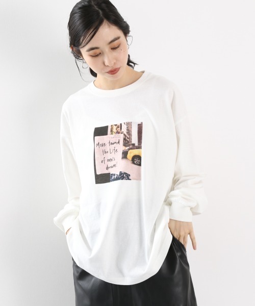 LOWRYS FARM(ローリーズファーム)の「フォトロンT 897587(Tシャツ/カットソー・レディース・チャコールグレー/ホワイト/ホワイト系その他・FREE)」の2枚目の写真