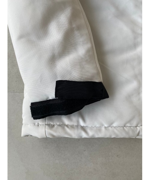 YARD PLUS（ヤードプリュス）の「YARD PLUS 切り換えボリュームジャケット（ブルゾン・メンズ・ブラック/ホワイト/ベージュ/カーキ・LARGE/MEDIUM）」の8枚目の写真