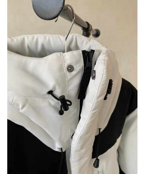 YARD PLUS（ヤードプリュス）の「YARD PLUS 切り換えボリュームジャケット（ブルゾン・メンズ・ブラック/ホワイト/ベージュ/カーキ・LARGE/MEDIUM）」の6枚目の写真