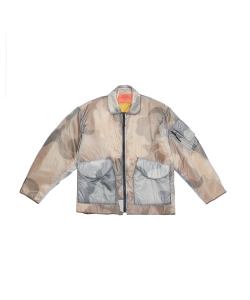 N.HOOLYWOOD(N.ハリウッド)の「SPRING2021 REVERSIBLE FLIGHT JACKET(ミリタリージャケット・メンズ・ベージュ/グレー・36/38)」の2枚目の写真