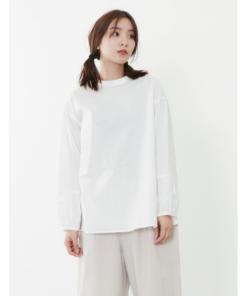 POU DOU DOU(プードゥドゥ)の「ロールネックブラウス(シャツ/ブラウス・レディース・オフホワイト/イエロー/ブルー・3)」の2枚目の写真