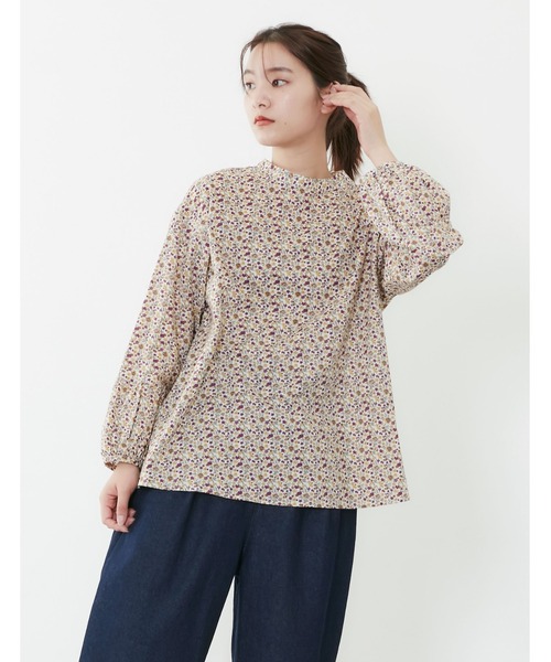 POU DOU DOU(プードゥドゥ)の「ロールネックブラウス(シャツ/ブラウス・レディース・オフホワイト/イエロー/ブルー・3)」の7枚目の写真