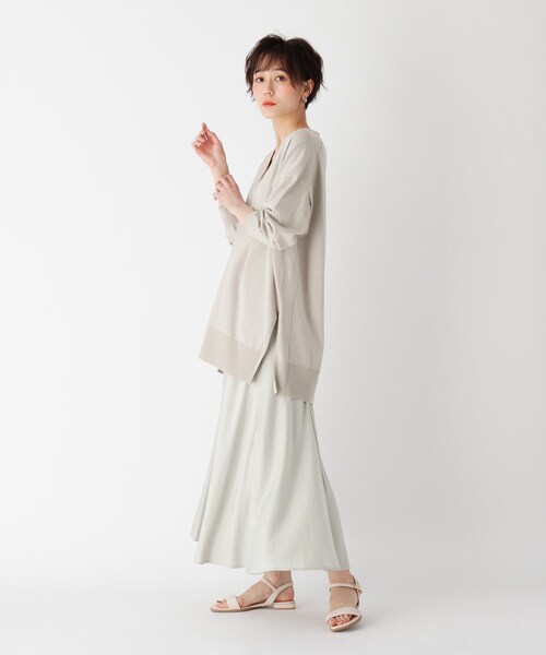 OPAQUE.CLIP（オペークドットクリップ）の「◆Lux organic cotton 天竺編みVネックロングカーディガン（カーディガン/ボレロ・レディース・ガンメタ/オフホワイト/オリーブ・40/38）」の8枚目の写真